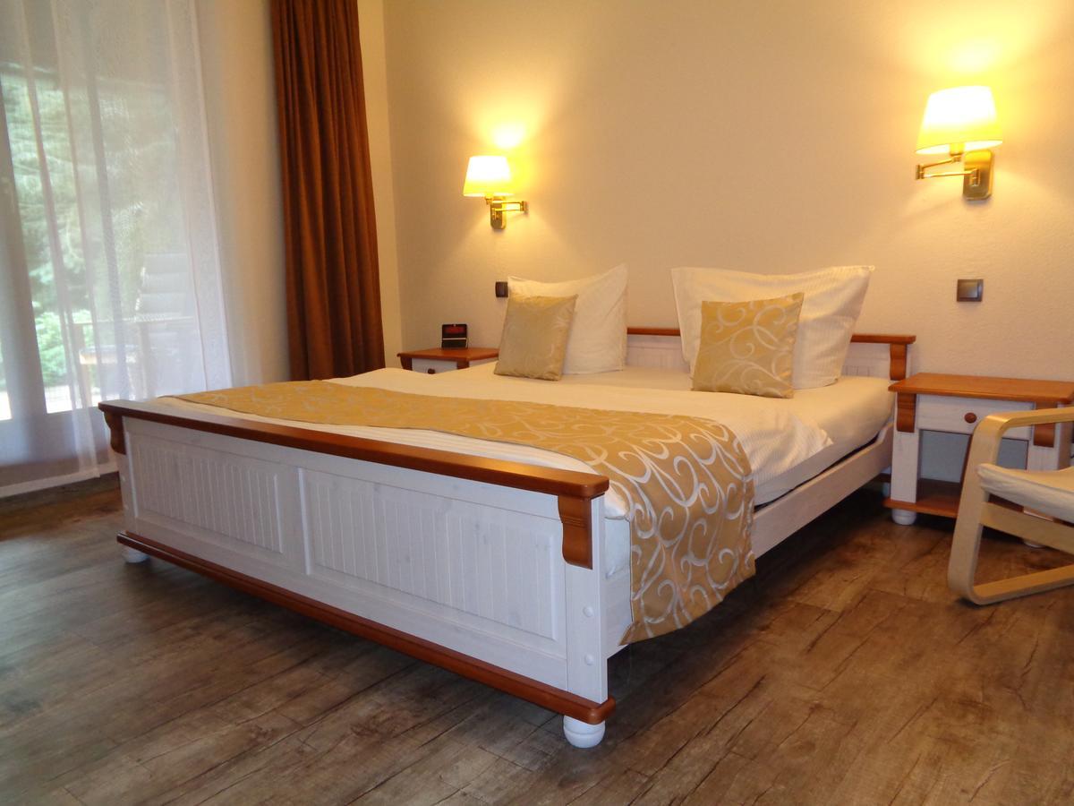 Hotel Garni Eichhornkobel Fassberg ภายนอก รูปภาพ