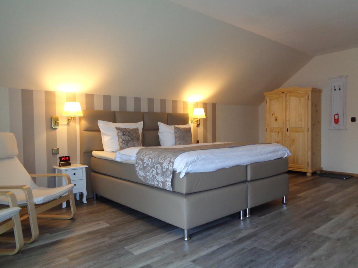 Hotel Garni Eichhornkobel Fassberg ภายนอก รูปภาพ