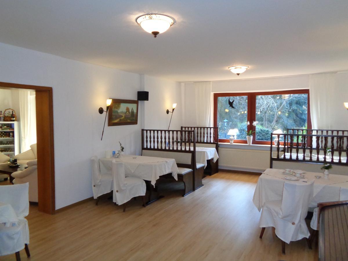 Hotel Garni Eichhornkobel Fassberg ภายนอก รูปภาพ