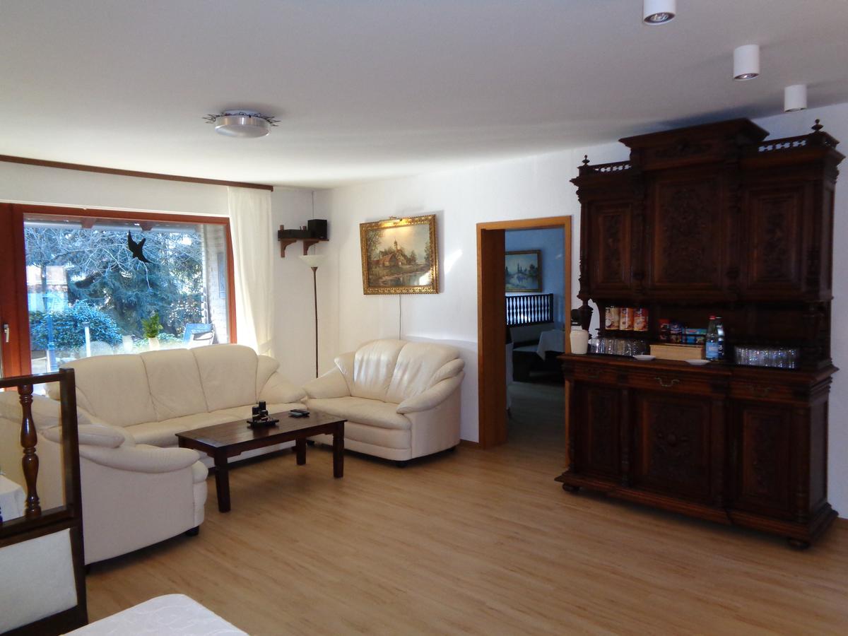 Hotel Garni Eichhornkobel Fassberg ภายนอก รูปภาพ